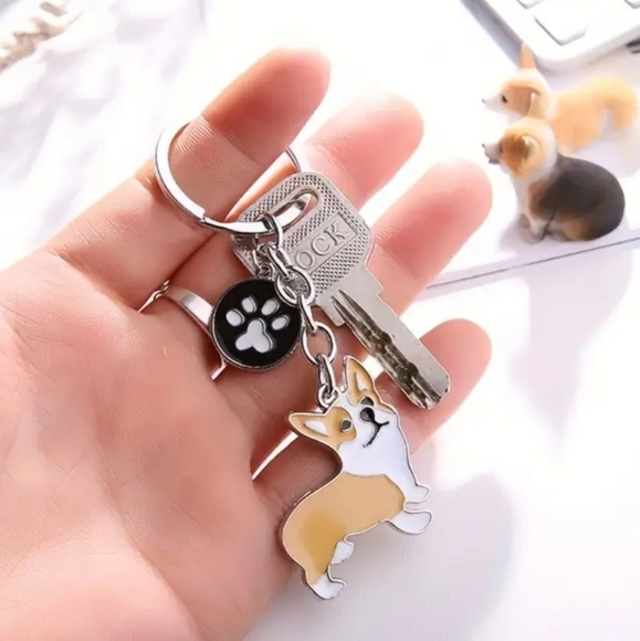 NEW! Enamel Corgi + Pawprint🐾 "Dog Mom" Keychain/Bag 🎒 Charm ~ ❤️ 🎁 🐾 🐕 - Picture 6 of 8